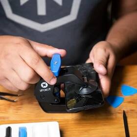Svorka iFixit Anti-Clamp 

 obrázek produktu 6 z 7