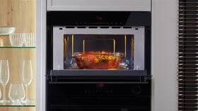 Mikrovlnná trouba Amica AMMB34E2GB černá barva
