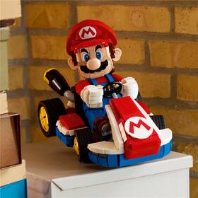 Stavebnice LEGO® Super Mario™ 72037 Mario Kart™: Mario a Standard Kart 

 obrázek produktu 8 z 9