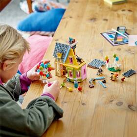 Stavebnice LEGO® │ Disney a Pixar 43217 Dům z filmu Vzhůru do oblak 

 obrázek produktu 6 z 8