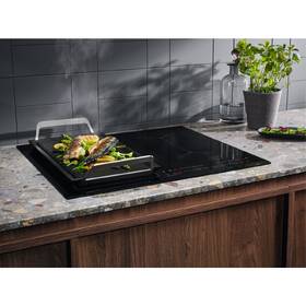 Indukční varná deska Electrolux EIS62449 černá

 obrázek produktu 6 z 7