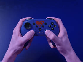 Gamepad Trust GXT 542SM Muta Superman, Bluetooth modrý

 obrázek produktu 9 z 9