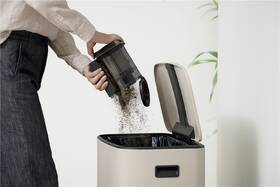 Tyčový vysavač Miele Plus Aqua Obsidian černá

 obrázek produktu 11 z 20