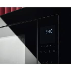 Mikrovlnná trouba AEG OS5GM251EB černá barva
