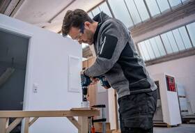 Aku vrtačka Bosch GSB 18V-90 C (s baterií) 

 obrázek produktu 4 z 4