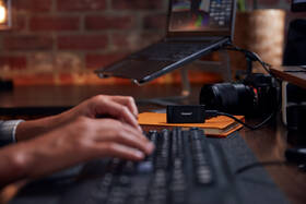 SSD externí Kingston XS1000 1TB černý

 obrázek produktu 4 z 5
