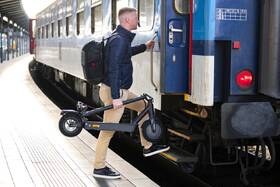 Elektrická koloběžka Sencor SCOOTER ONE 2020 

 obrázek produktu 33 z 36