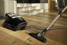 Podlahový vysavač Miele Comfort PowerLine černý

 obrázek produktu 9 z 12