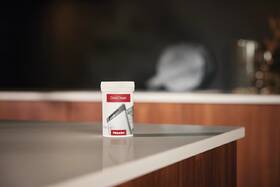 Ošetřující prostředek pro myčky Miele DishClean 160 g 

 obrázek produktu 2 z 4