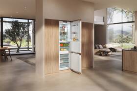 Chladnička s mrazničkou Miele KFN 7844 C bílá

 obrázek produktu 5 z 10