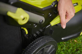Sekačka Ryobi RY18LMX40C-150 (s baterií) 

 obrázek produktu 3 z 4