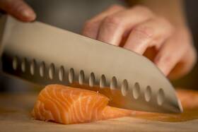 Nůž SANTOKU Tefal K2320614, 18 cm 

 obrázek produktu 4 z 8