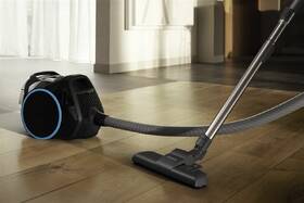 Podlahový vysavač Miele Blue Pulse Obsidian černá 

 obrázek produktu 7 z 7