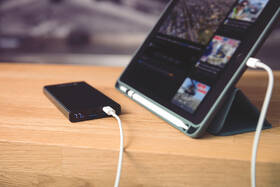 Powerbanka GoGEN PB100008 10000 mAh, USB-C PD 20W černá

 obrázek produktu 4 z 5