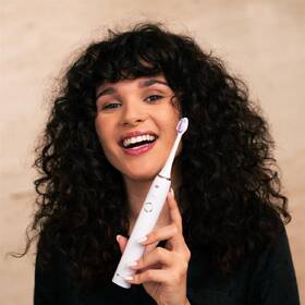 Zubní kartáček TrueLife SonicBrush Clean70 UV bílý

 obrázek produktu 15 z 20
