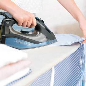 Žehlička Black+Decker BXIR2801E černá/modrá

 obrázek produktu 3 z 4
