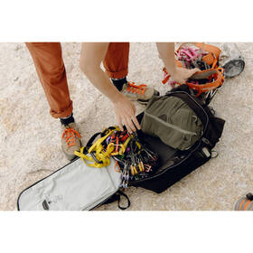 Batoh Peak Design Outdoor Backpack 25L černý

 obrázek produktu 7 z 11