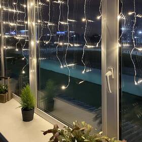 Vánoční osvětlení ColorWay vnitřní, 100 LED, 3× 0,6m, IP20, USB, teplá bílá 

 obrázek produktu 6 z 12