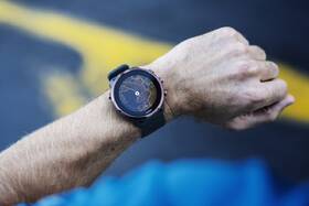 Chytré hodinky Suunto 7 - Graphite Copper 

 obrázek produktu 7 z 9