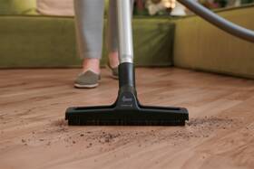 Podlahový vysavač Hoover HE210P 011 černý/tmavě šedý

 obrázek produktu 20 z 27
