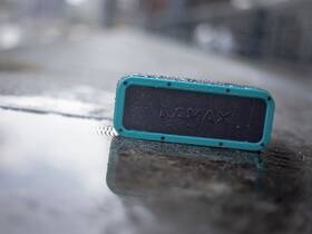Přenosný reproduktor LAMAX Storm1 černá barva
