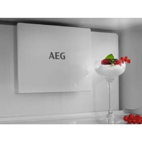 Chladnička s mrazničkou AEG TC7CS181AF bílá

 obrázek produktu 7 z 11