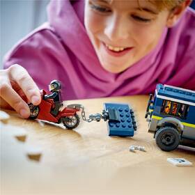 Stavebnice LEGO® City 60479 Policejní dodávka pro převoz vězňů 

 obrázek produktu 6 z 8