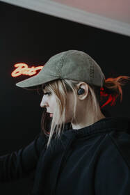 Sluchátka JBL Vibe 100TWS černá

 obrázek produktu 12 z 14