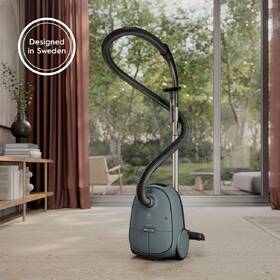 Podlahový vysavač Electrolux EB61C1OG 

 obrázek produktu 2 z 12