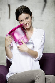 Filtrační konvice BWT VIDA MEI 2,6 l růžová 

 obrázek produktu 3 z 4