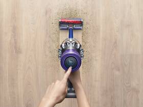  Dyson  
