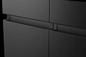 Americká lednice Hisense RQ760N4IFE černá barva
