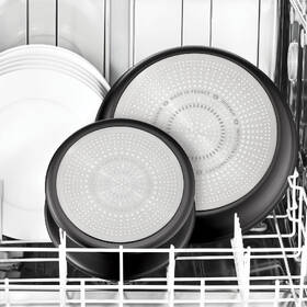 Pánev Tefal L7633502, 24 cm černá

 obrázek produktu 3 z 7