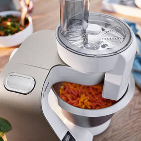 Kuchyňský robot Bosch MUM5XW10 
