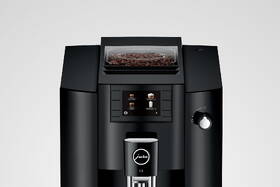 Automatický kávovar Jura E6 Piano Black černá barva
