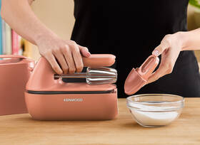 Ruční šlehač KENWOOD HMP40.000RD červený

 obrázek produktu 6 z 8