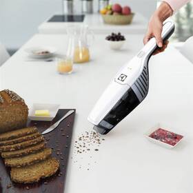 Tyčový vysavač Electrolux EERC70IW bílý

 obrázek produktu 3 z 3