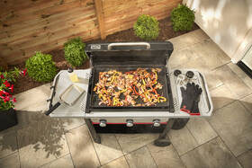 Gril zahradní plynový Weber Plancha Slate GPD 71 cm 

 obrázek produktu 8 z 8