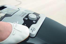 Podlahový vysavač Miele Series 120 Ecoline šedý

 obrázek produktu 2 z 7