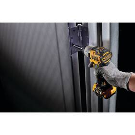 Rázový šroubovák Dewalt DCF801D2 (s baterií) 

 obrázek produktu 2 z 3