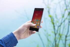 Mobilní telefon Lenovo Shot Dual Sim + ochranný kryt a folie displeje zdarma šedý

 obrázek produktu 25 z 34