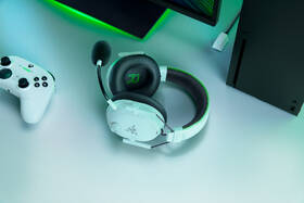 Headset Razer BlackShark V3 Pro Xbox bílý

 obrázek produktu 13 z 13
