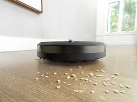 Robotický vysavač iRobot Roomba i5 šedý

 obrázek produktu 15 z 23