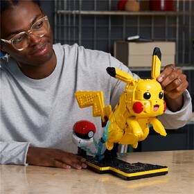 Stavebnice LEGO® Pokémon™ 72152 Pikachu a Pokébal 

 obrázek produktu 6 z 8