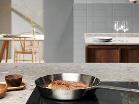 Indukční varná deska Electrolux EIS8648 černá

 obrázek produktu 11 z 26