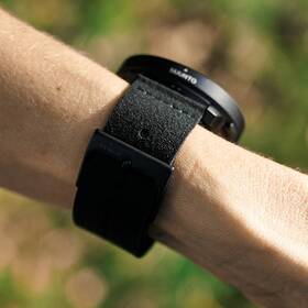 Řemínek Suunto 9 Peak Microfiber, velikost M - All Black 

 obrázek produktu 1 z 1