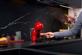 Kapslový kávovar Krups KP1A3510A NESCAFÉ Dolce Gusto Piccolo XS červená barva

