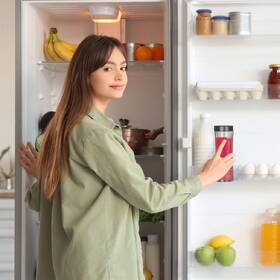 Stolní mixér Black+Decker BXJB1204E TO-GO nerez

 obrázek produktu 4 z 5