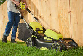 Sekačka Ryobi RY36LM40A-140 (s baterií) 

 obrázek produktu 2 z 4