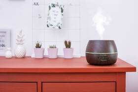 Aroma difuzér Rohnson R-9580 hnědá barva
